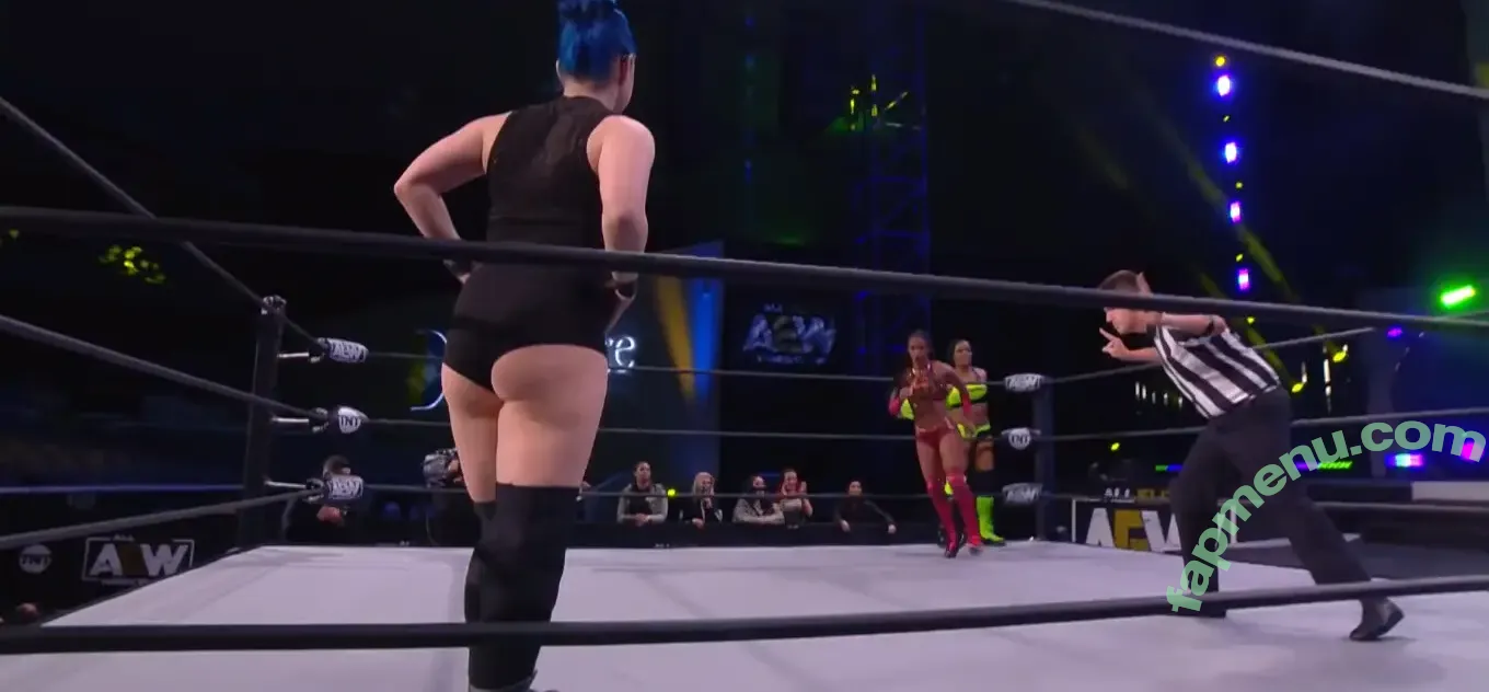 Leva Bates nude photo #0105 (wrestlingleva)