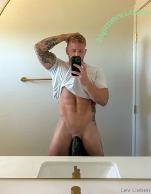 levlieben / thelevlieben nude photo #0015