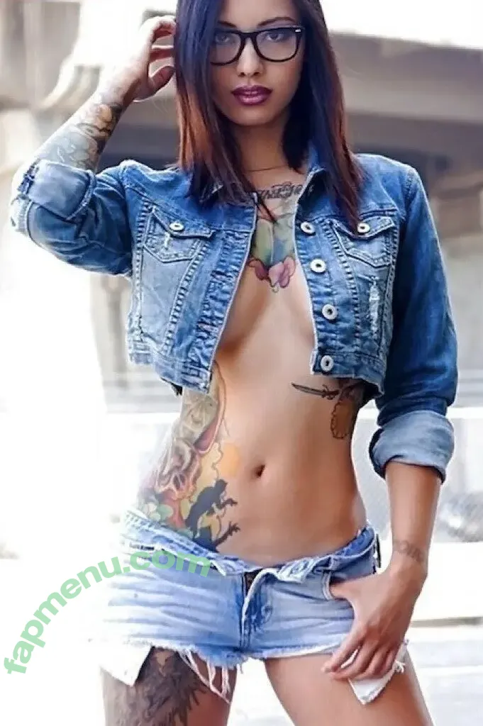 Levy Tran nude photo #0036 (hellofromlevy)