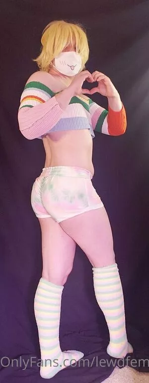 lewdfemboyairhead / x_aortiz nude photo #0008