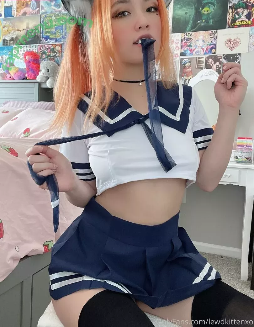 Lewdkittenxo nude photo #0094 (Lewdkittenxo)