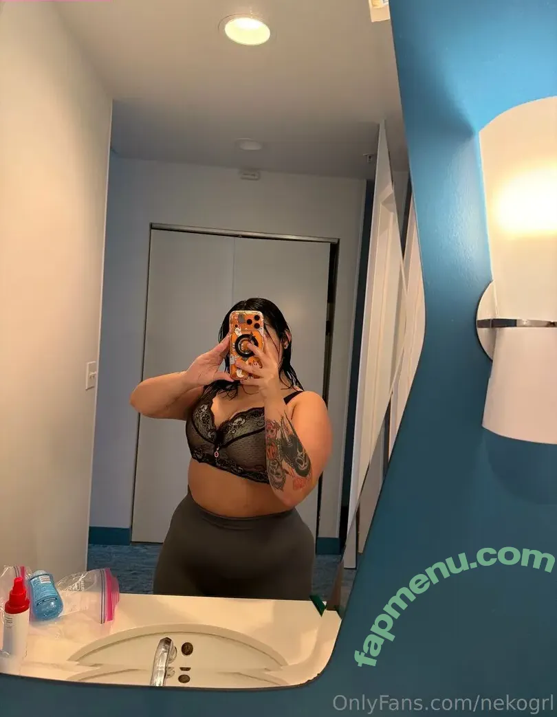 Lewnair nude photo #0041 (Bria Prado / Bwiuh / nekogirl)