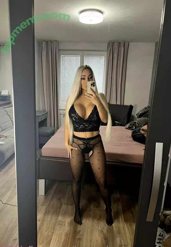 lexas_dressing_room nude photo #0007 (lexas_dressing_room)