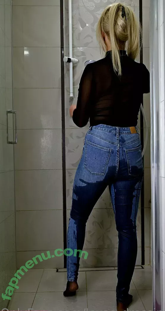 lexas_dressing_room nude photo #0051 (lexas_dressing_room)