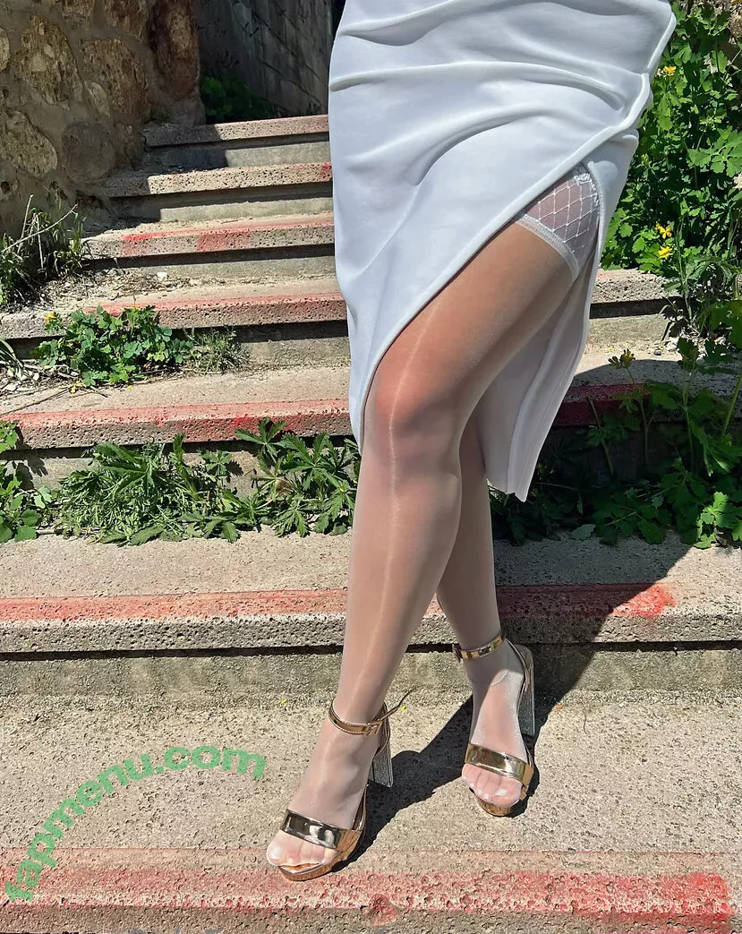 lexas_dressing_room nude photo #0112 (lexas_dressing_room)