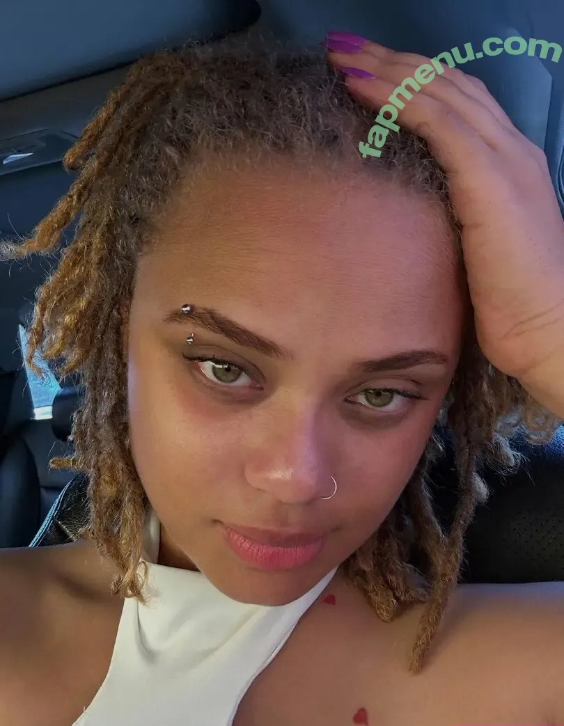 Lexcova nude photo #0097 (Kingkorbel / Lexay_X / lexxa)