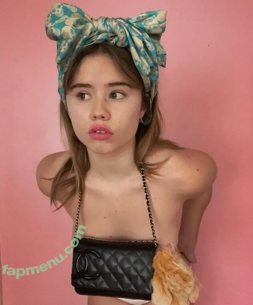 Lexee Smith nude photo #0010 (lexeesmith / lexiesmiths)