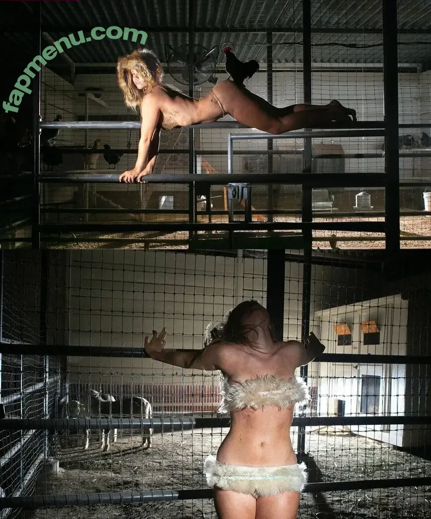 Lexee Smith nude photo #0236 (lexeesmith / lexiesmiths)