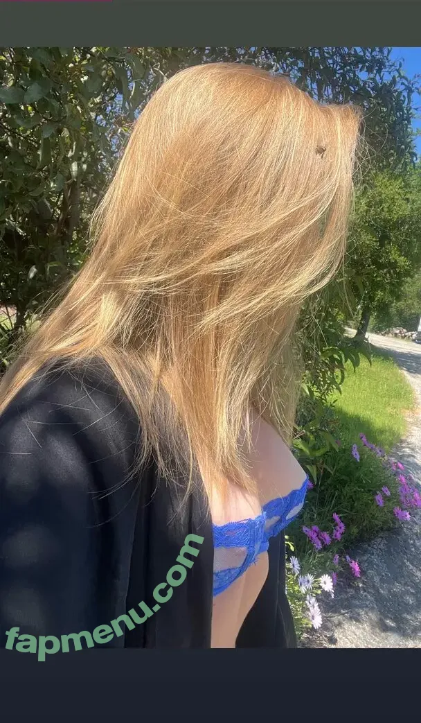 Lexee Smith nude photo #0465 (lexeesmith / lexiesmiths)