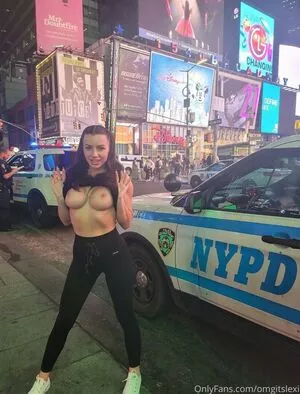 Lexi Belle / OMGitsLexi nude photo #0085