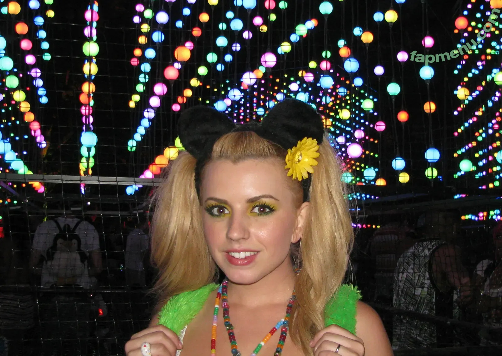 Lexi Belle nude photo #1426 (OMGitsLexi)