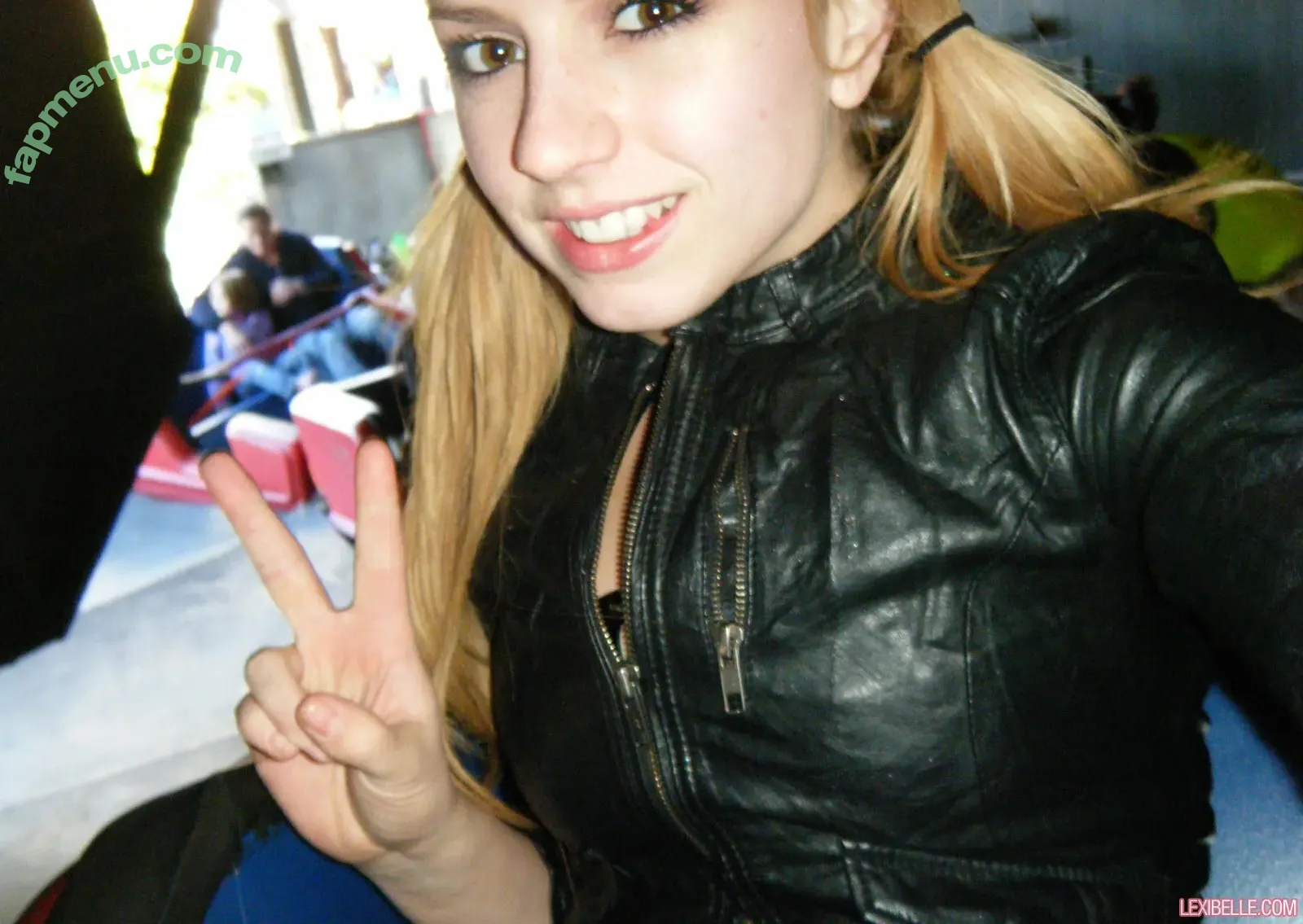 Lexi Belle nude photo #1526 (OMGitsLexi)