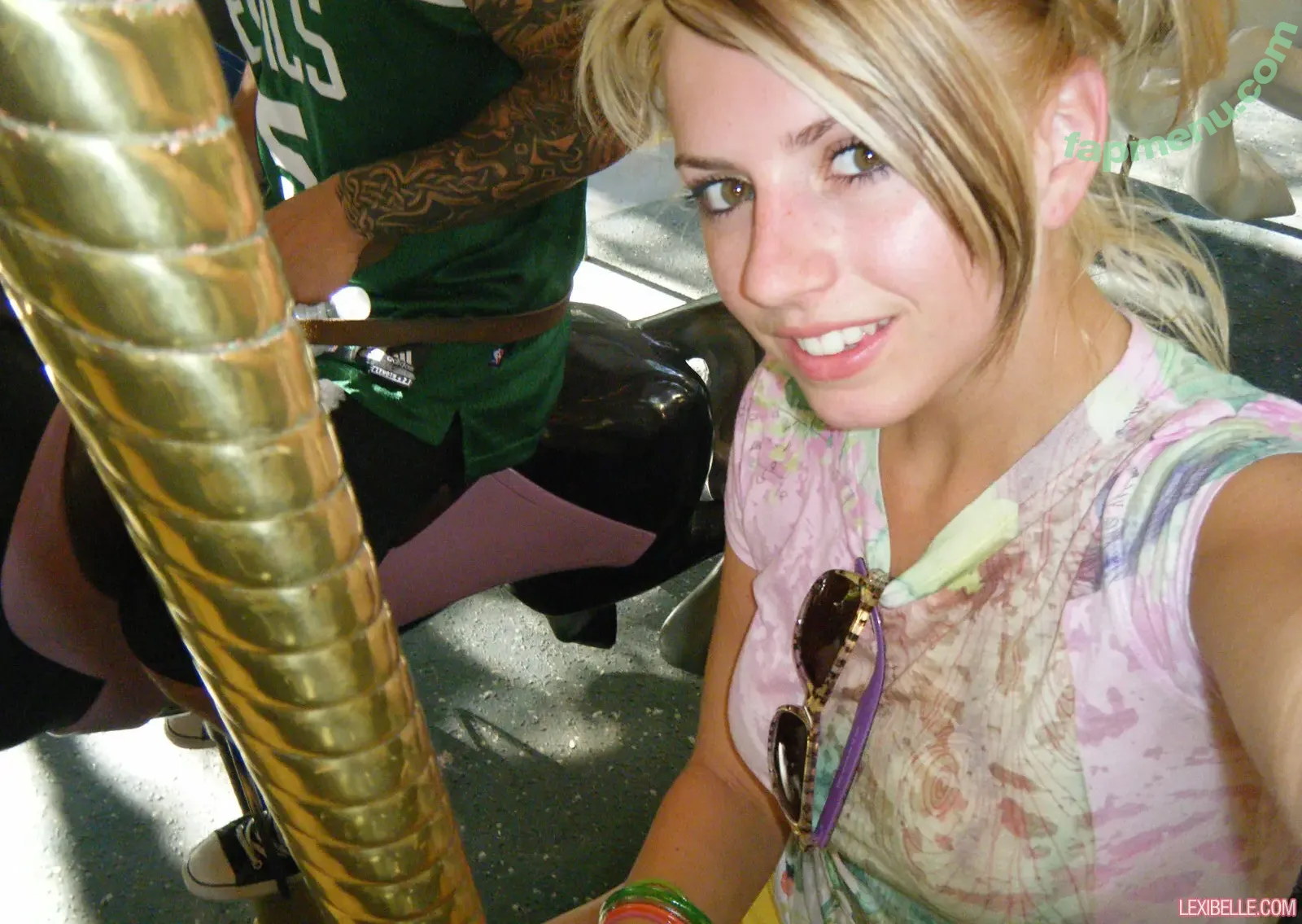 Lexi Belle nude photo #1557 (OMGitsLexi)