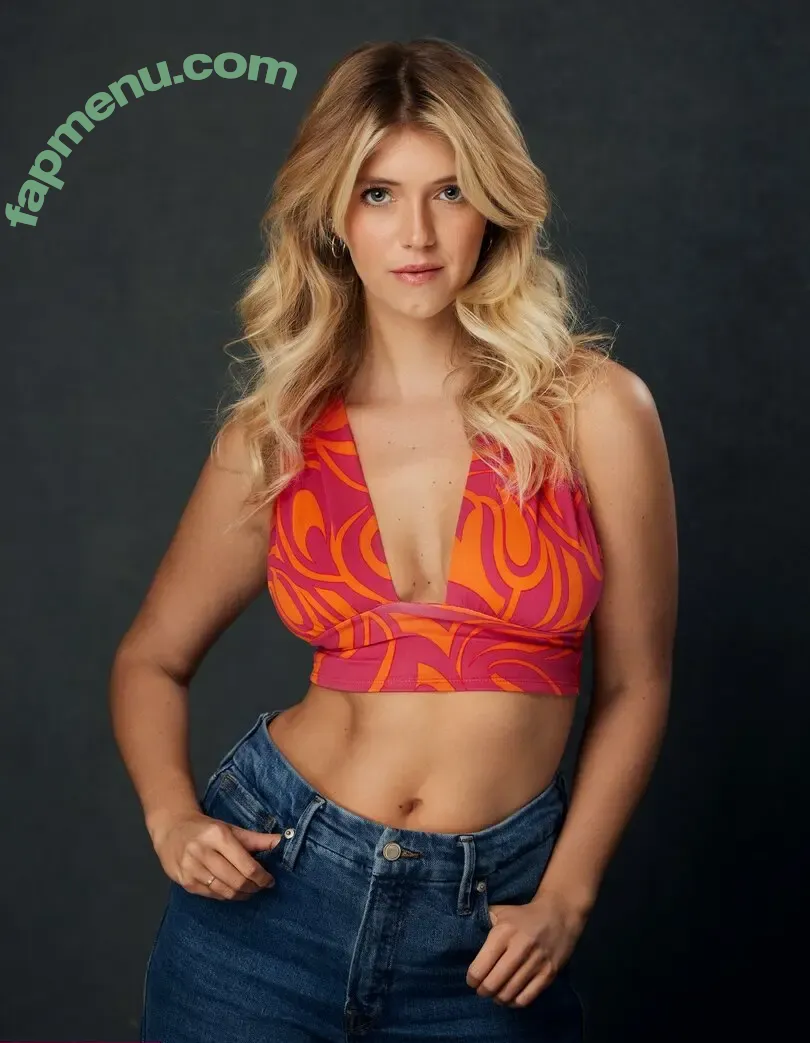 Lexi DiBenedetto nude photo #0018 (dibenedettolexi)