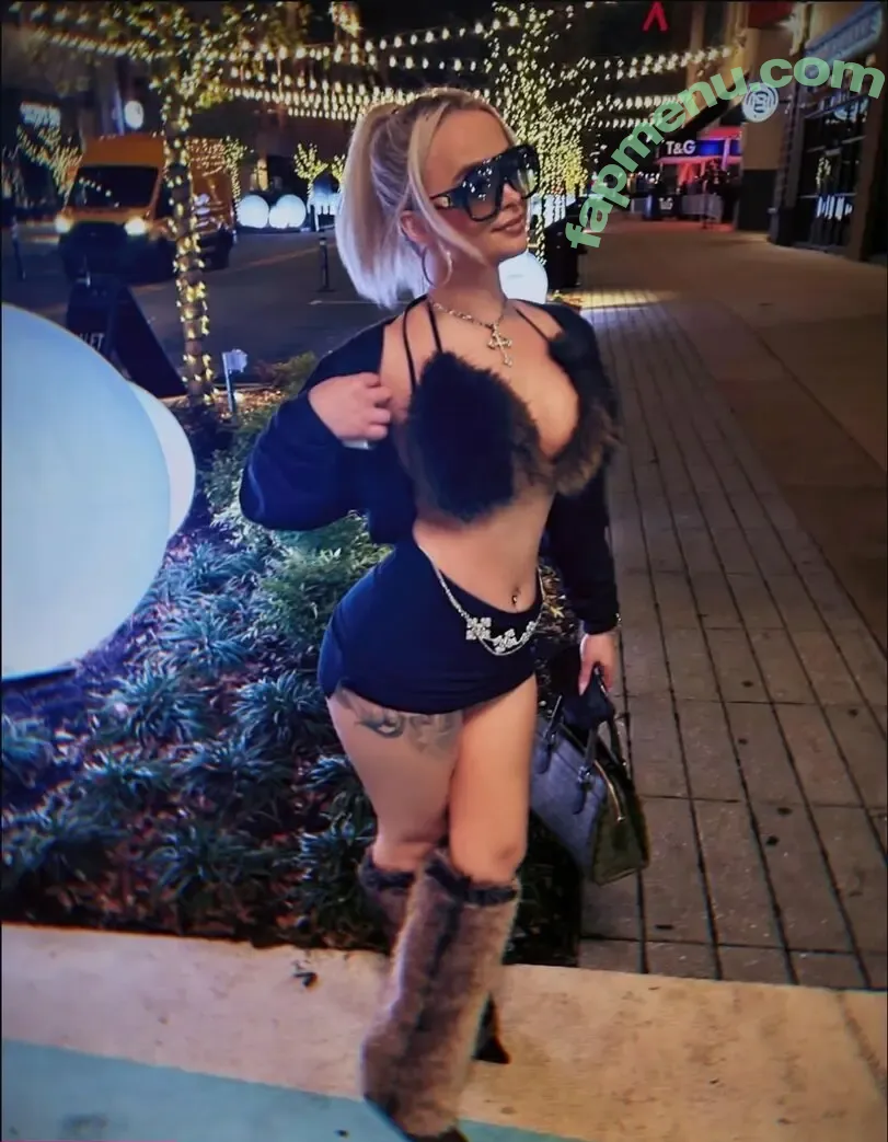 Lexi Hicks nude photo #0031 (Lexi Danielle / booziemangooo / lexihix / lexihixx / lexihixx99)