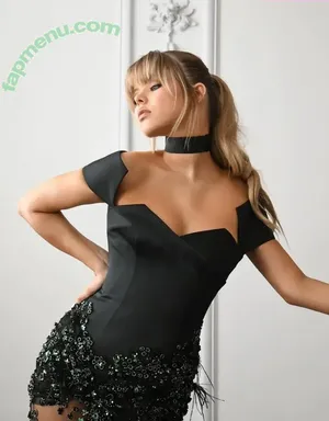 Lexi Hughes / lexnicolehughes / u162726201 nude photo #0092