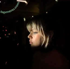 Lexi Hughes / lexnicolehughes / u162726201 nude photo #0096