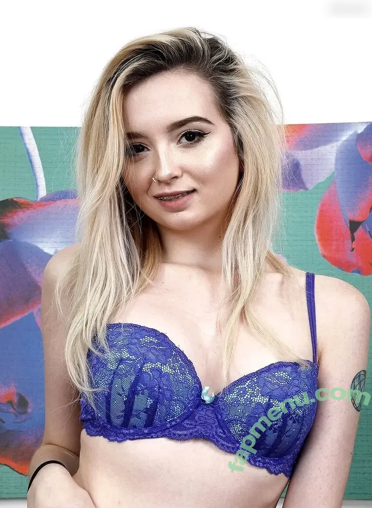 Lexi Lore nude photo #0348 (lexilore / lexilore681 / lexiloreonyoutube)