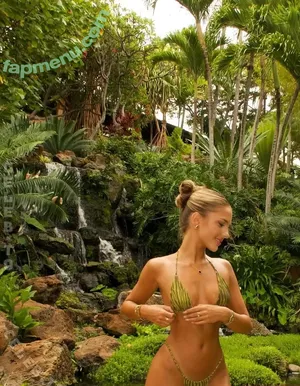 Lexi Rivera / lexibrookerivera nude photo #0162