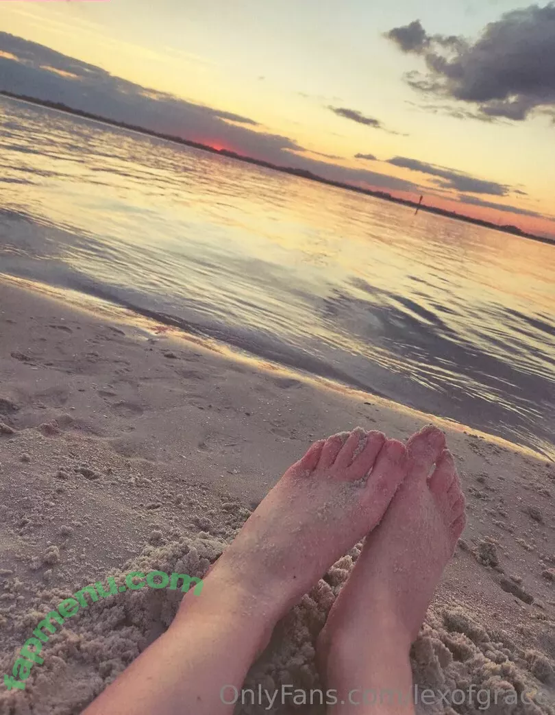 Lexie Grace Love nude photo #0100 (lexiegracelove / lexxxiiigrace)