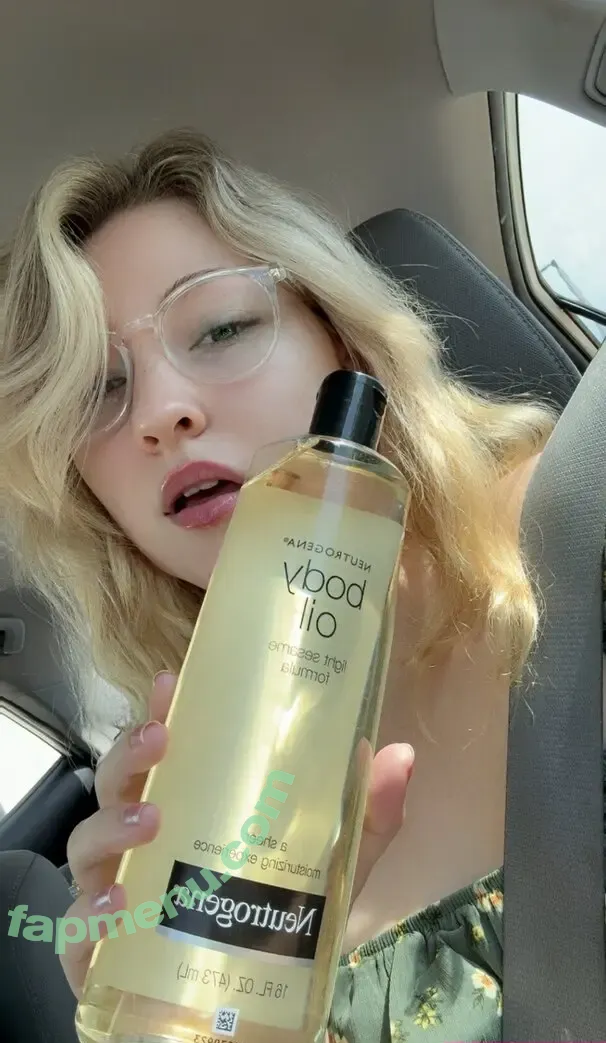 Lexie Grace Love nude photo #0450 (lexiegracelove / lexxxiiigrace)
