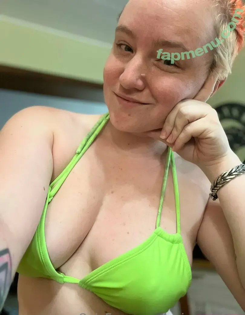 lexierexiefree nude photo #0022 (lexiireed)