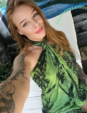 lexiii.moon / youknowmelex nude photo #0037