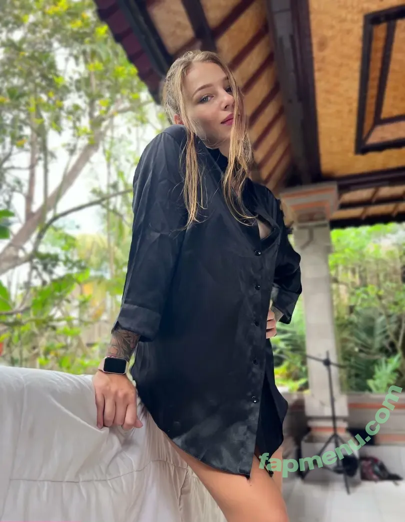 lexiii.moon nude photo #0040 (youknowmelex)