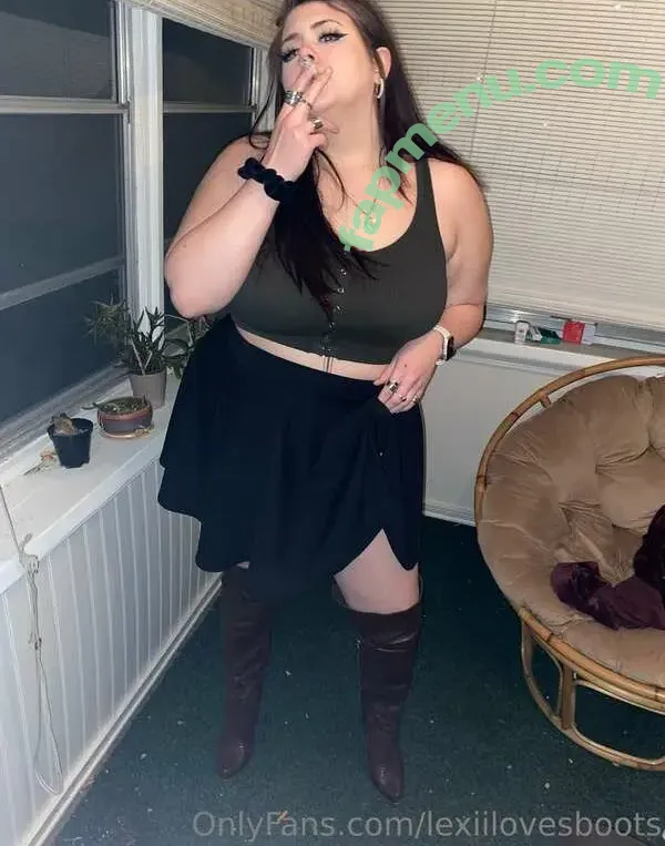 lexiilovesboots nude photo #0066 (lexilovesboots)