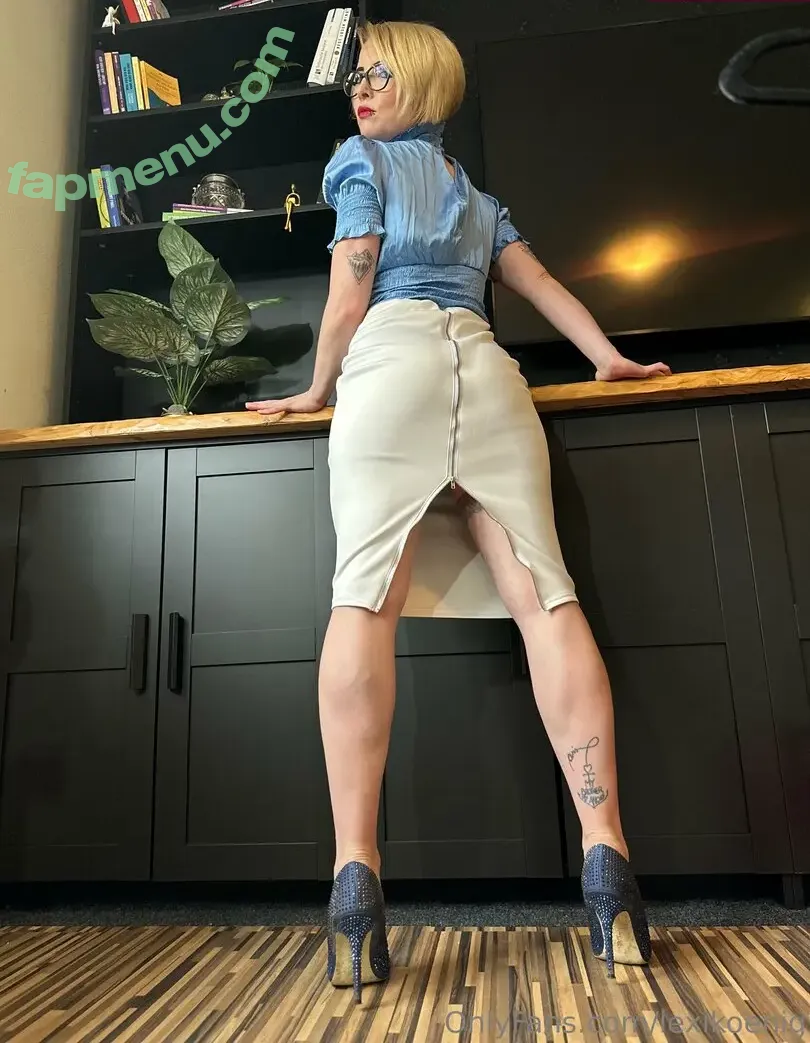 lexikoenig nude photo #0009 (lexikoenig)