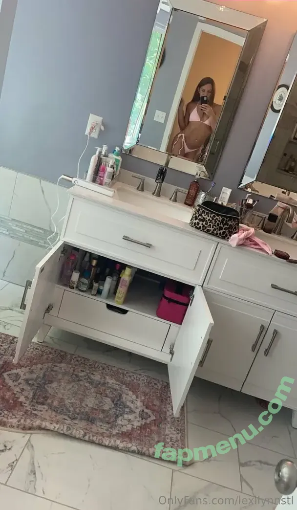 lexilynnstl nude photo #0004 (lexilynn01_)