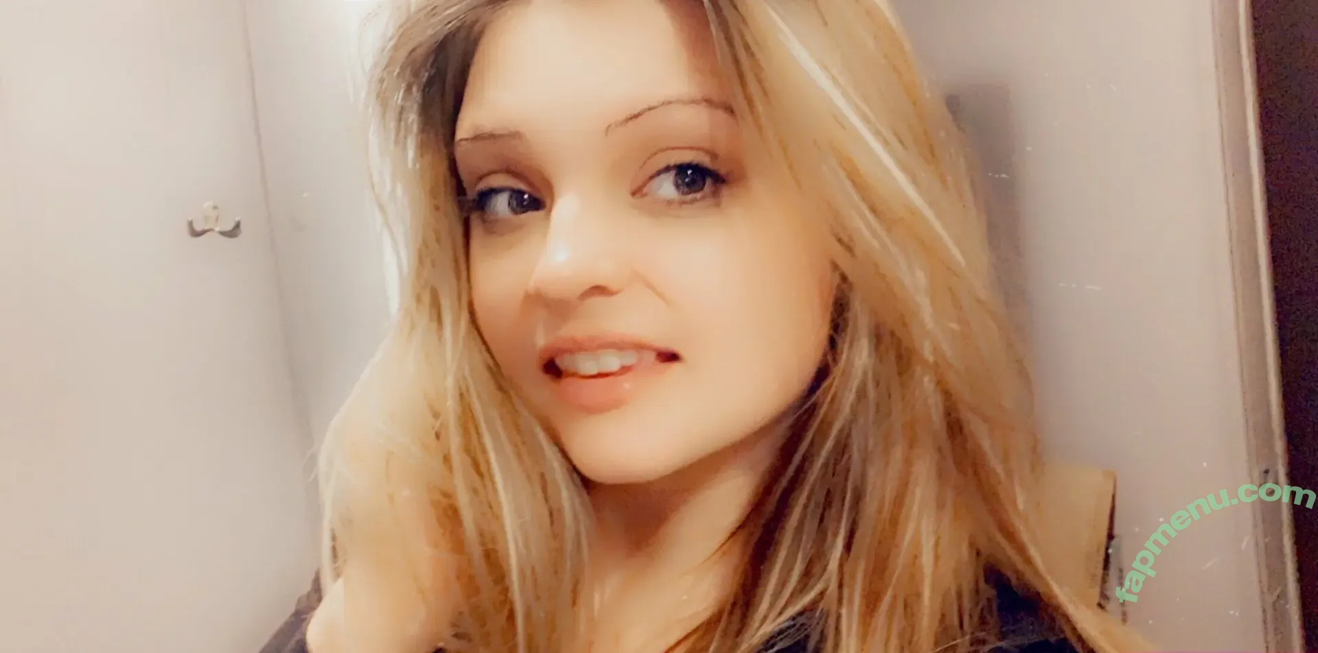 lexishayfree nude photo #0039 (lexishayfree)