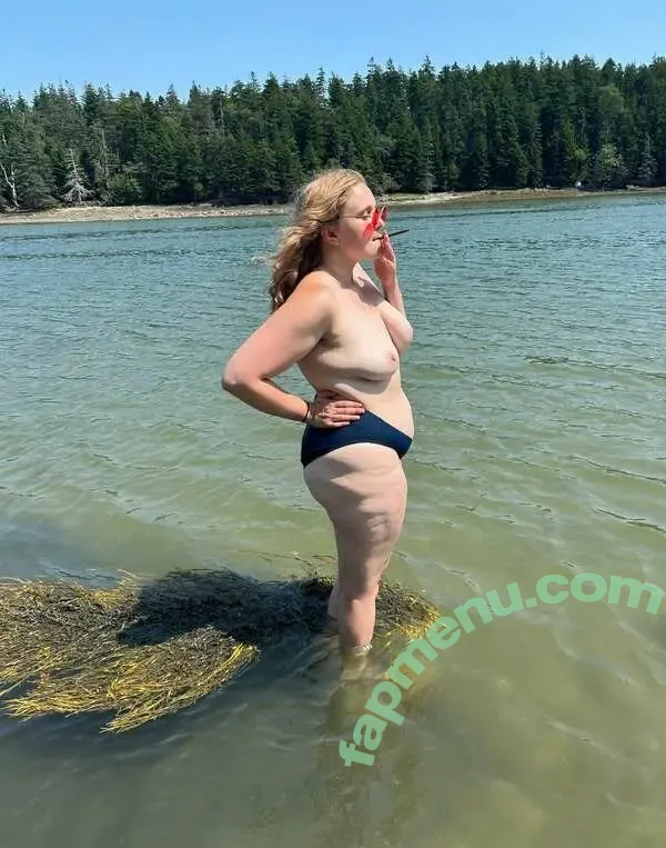 lexisoupertramp nude photo #0081 (lexibrookerivera)