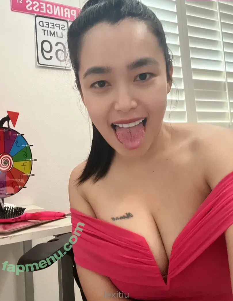 lexitiu nude photo #0026 (lexitiu_)