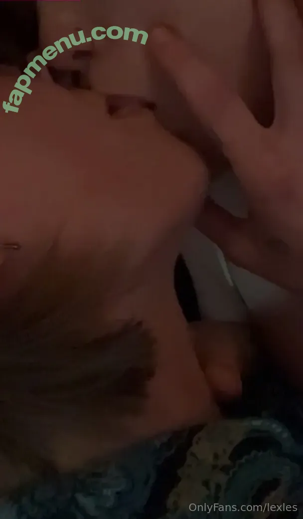 lexles nude photo #0005 (lexles__)