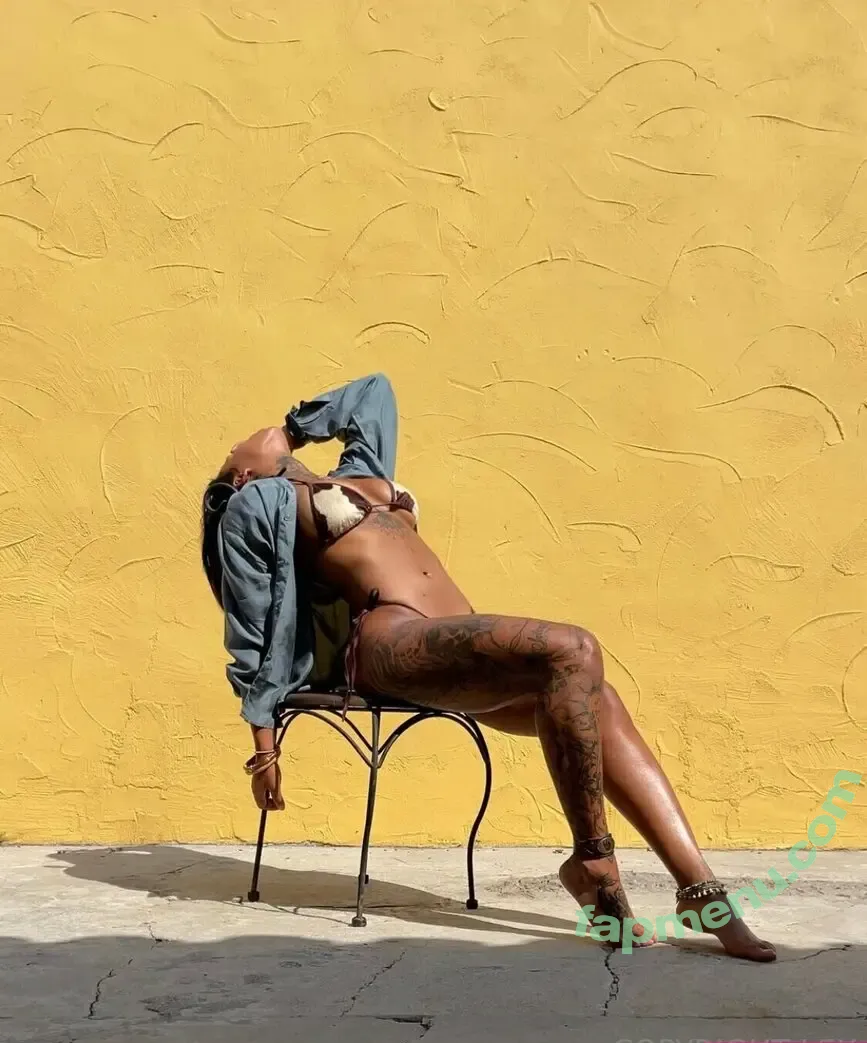 LexOnTheMoonn nude photo #0014 (LexOnTheMoonn)