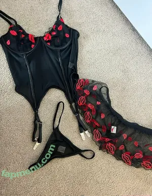 lexxi.sexi / lexxi.free / sexxylexxy1 nude photo #0012