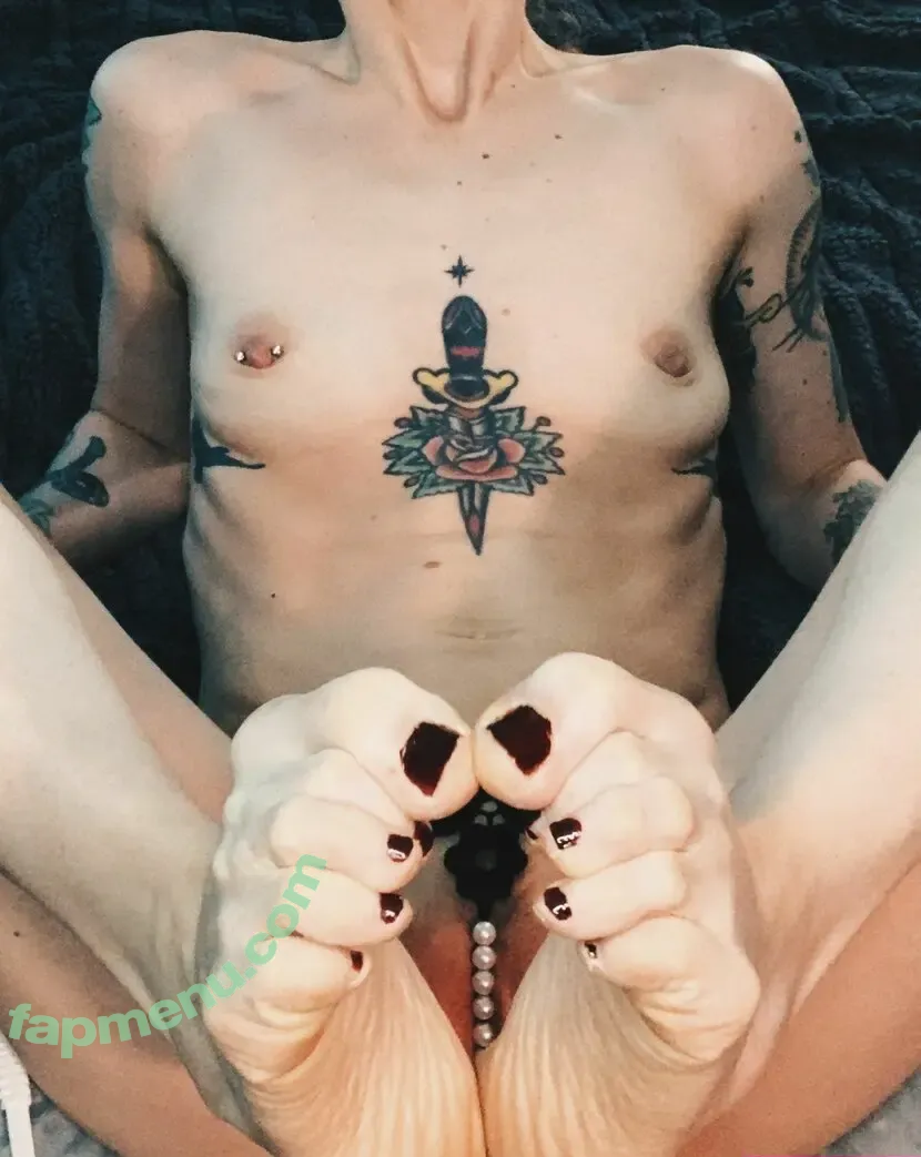 Lexxisbigmuff nude photo #0023 (ElectriDisplay / lexxisbush)