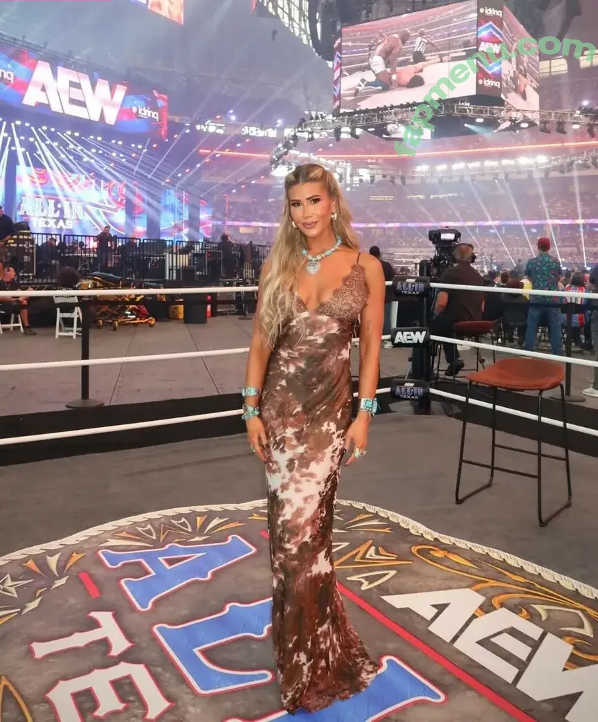 Lexy Nair nude photo #0201 (lexynair)