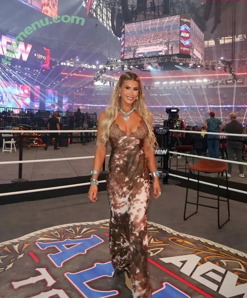 Lexy Nair nude photo #0202 (lexynair)