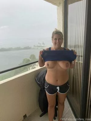 Lexy Rose / Lexy_rose / lexyrose__official nude photo #0062