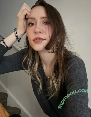 Leyaroundwithme nude photo #0016