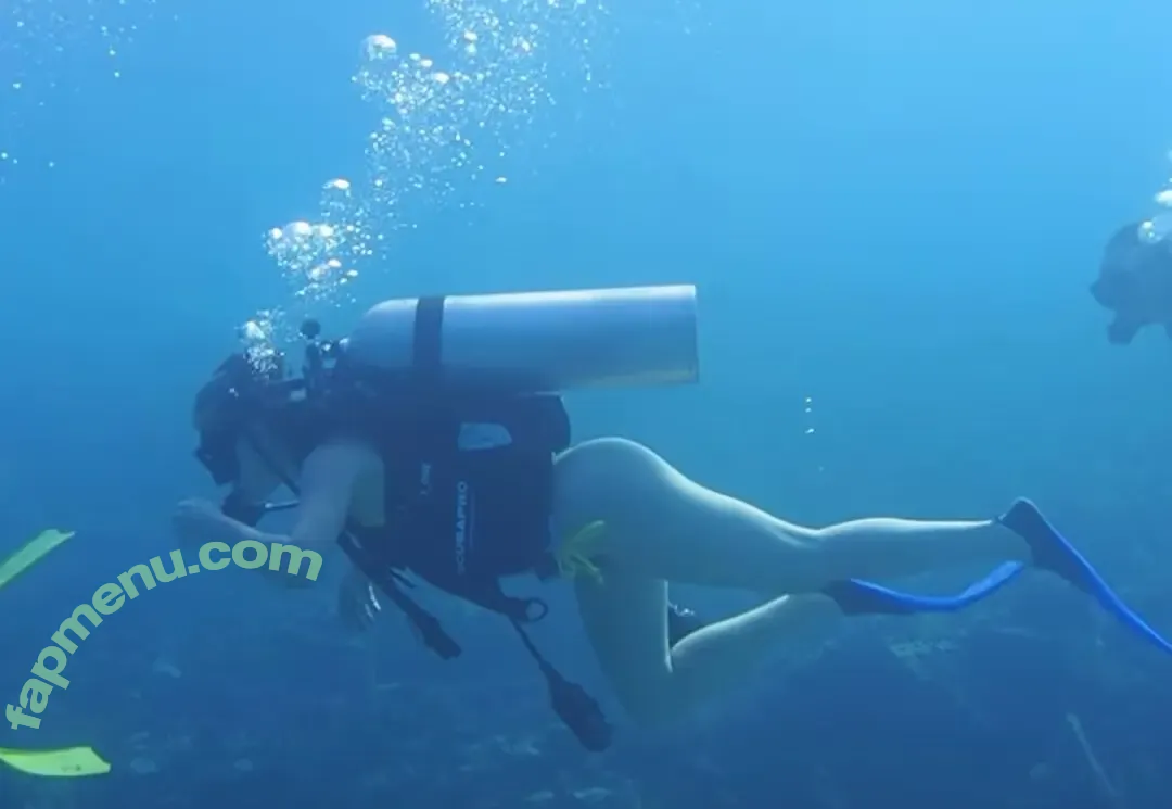 Leyla Afshonkar nude photo #0045 (leylafshonkar)