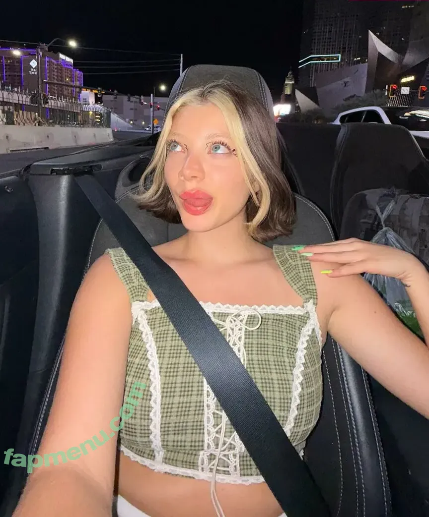 Leyla Afshonkar nude photo #0004 (leylafshonkar)