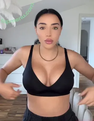 Leyla Lahouar / leylalahouar nude photo #0149