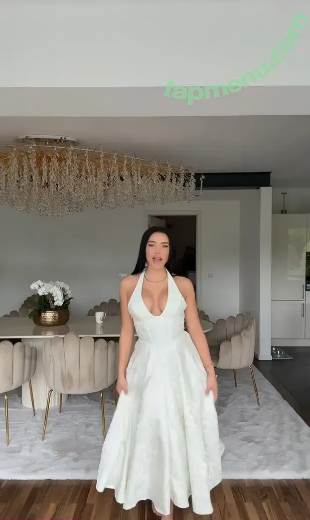 Leyla Lahouar nude photo #0159 (leylalahouar)