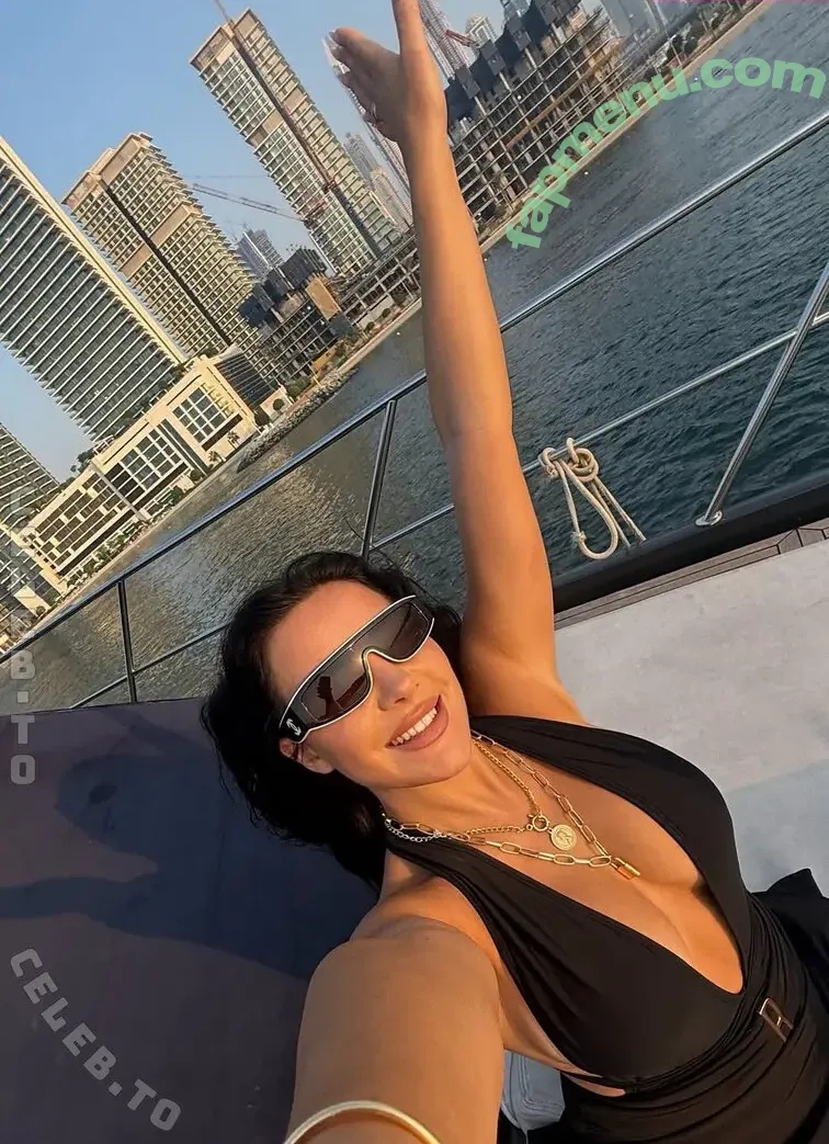 Leyla Lahouar nude photo #0202 (leylalahouar)