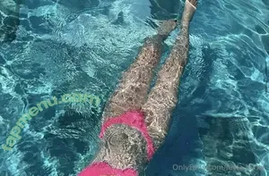 Leyla / leyla.luxxx / repressed-princess nude photo #0087