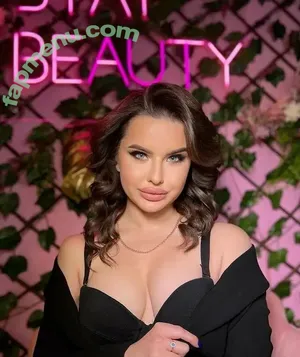 Leyla / leyla.luxxx / repressed-princess nude photo #0093