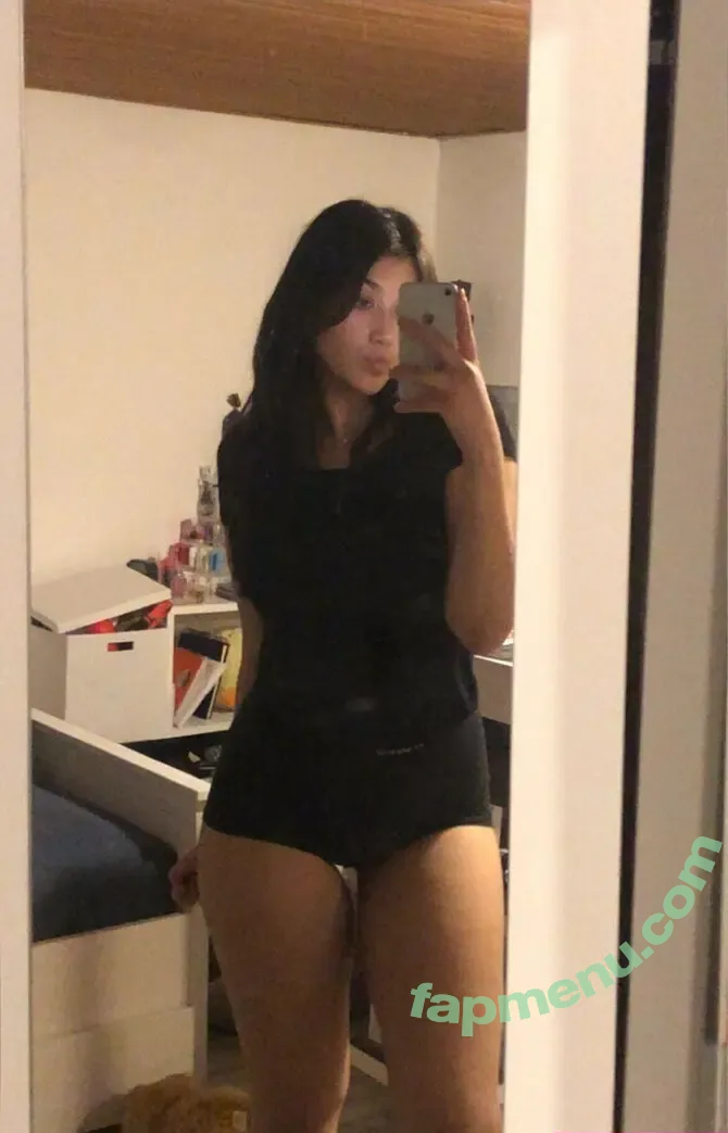 leylarot nude photo #0012 (leylarot_)